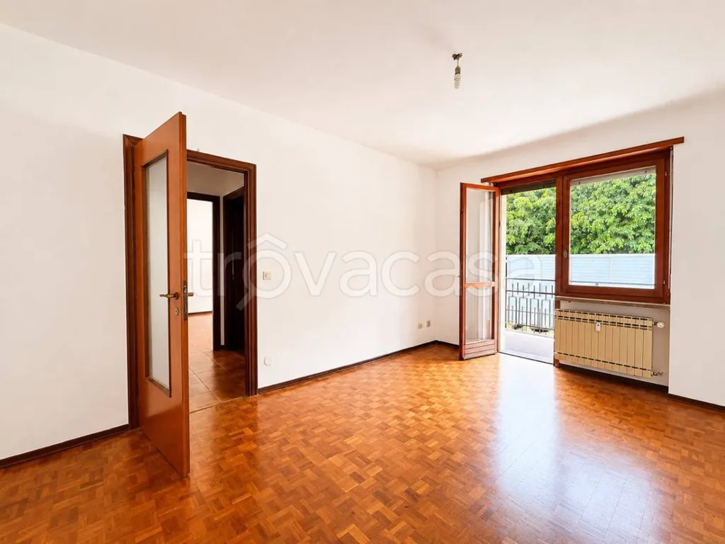 Séjour - Penthouse with Park View in Villastellone