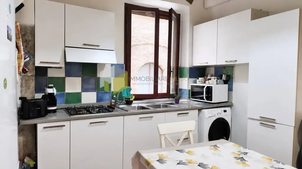 Cuisine - Restored Apartment with Terrace in Pisa Centre