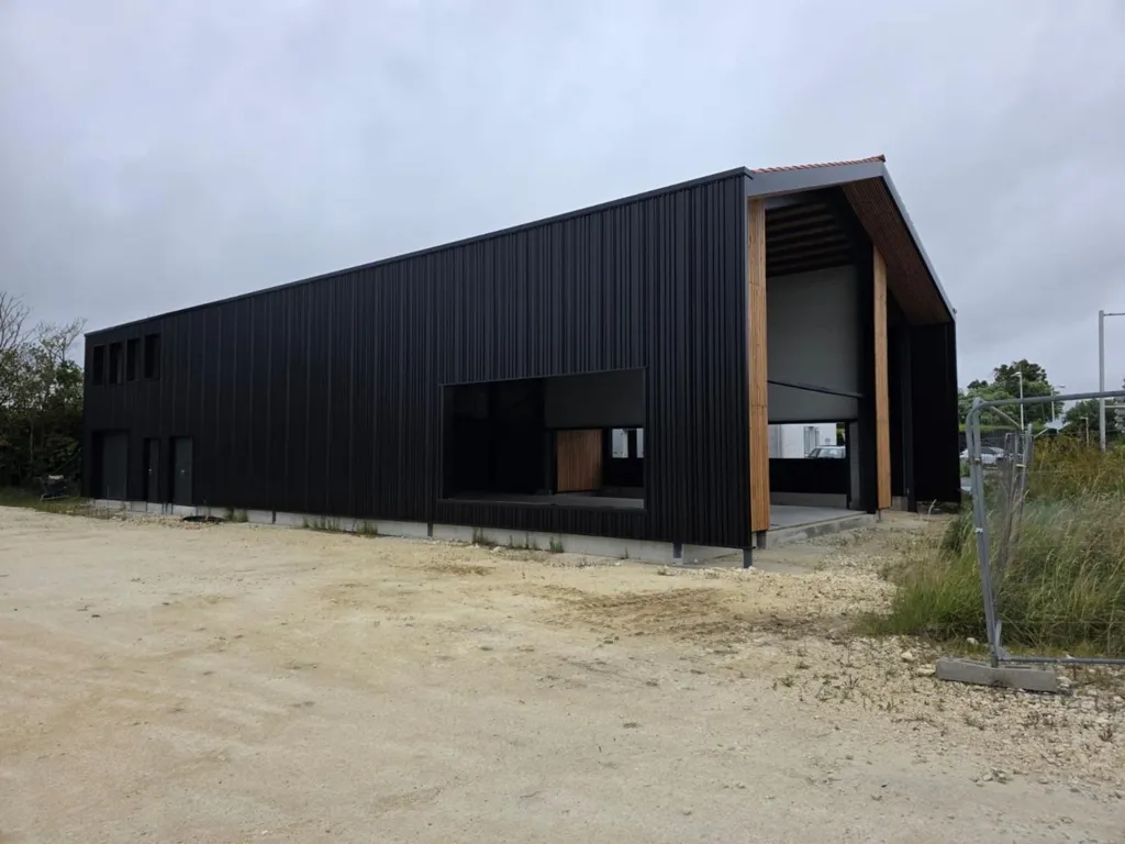 Extérieur - Bâtiment Commercial Neuf à Saint-Pierre-d'Oléron