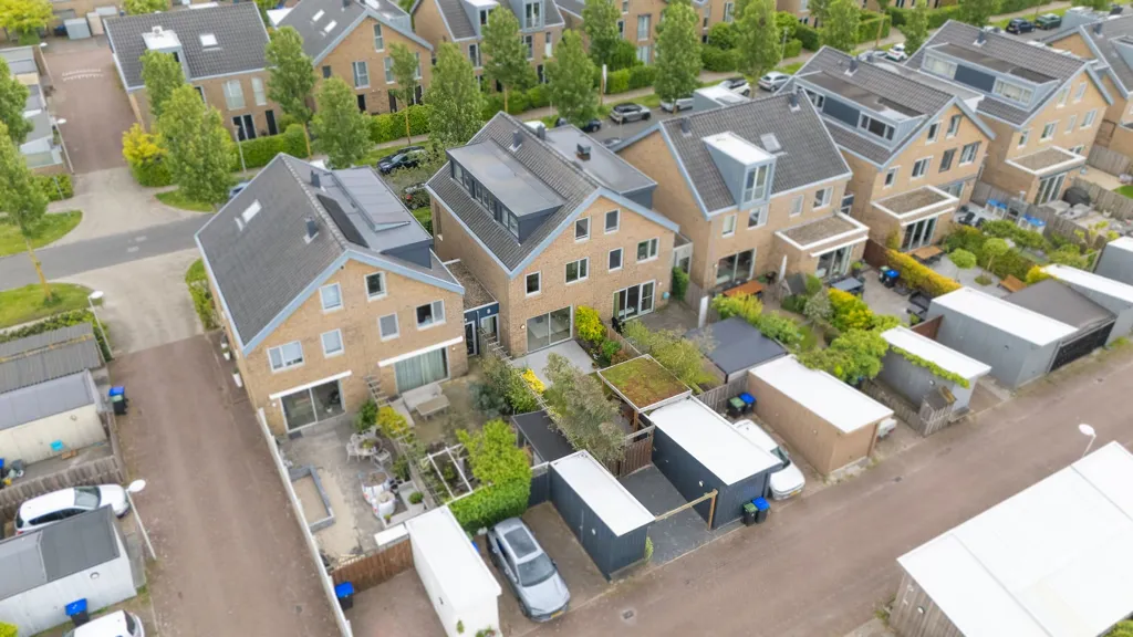 Aerial - Modern Bungalow with Garden in Rivierenbuurt