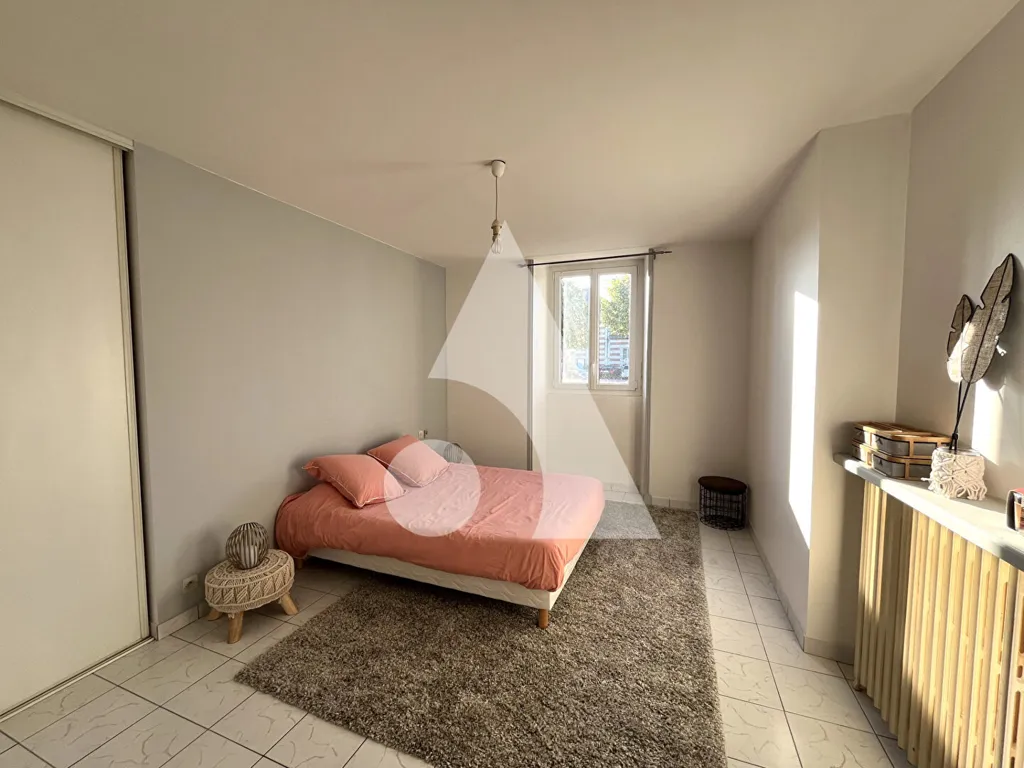 Chambres - Appartement avec Terrasse à Chalonnes Gare