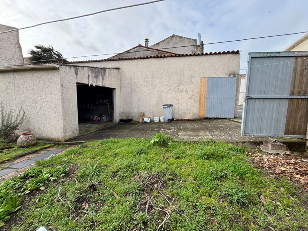 Jardin - Maison Charentaise avec Jardin à Le Gua