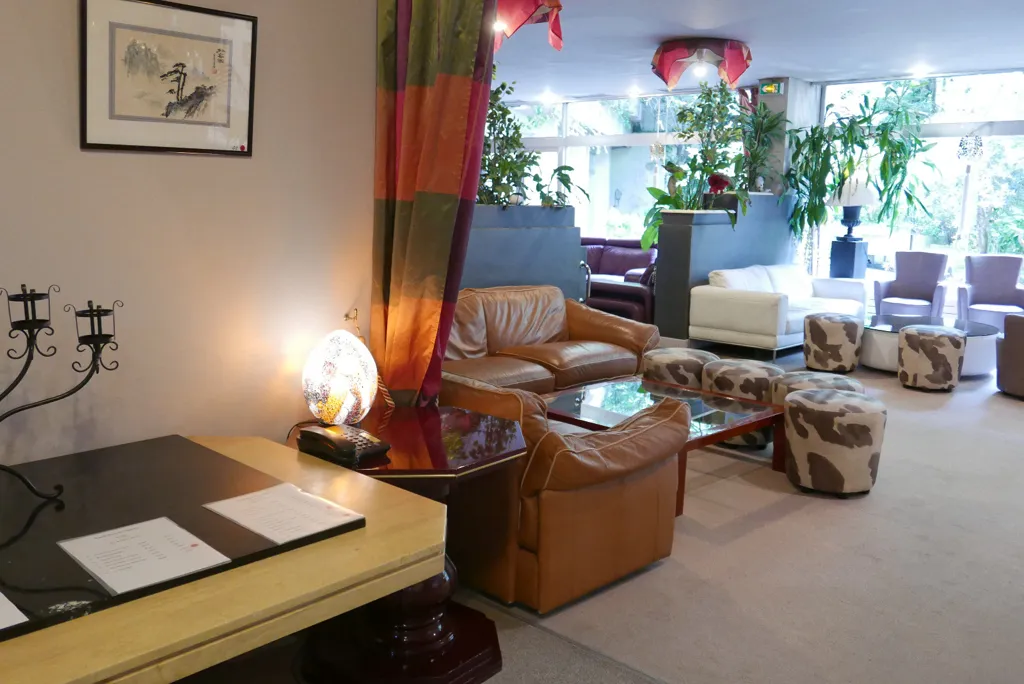 Séjour - Appartement avec Balcon dans Résidence Services Seniors à Paris