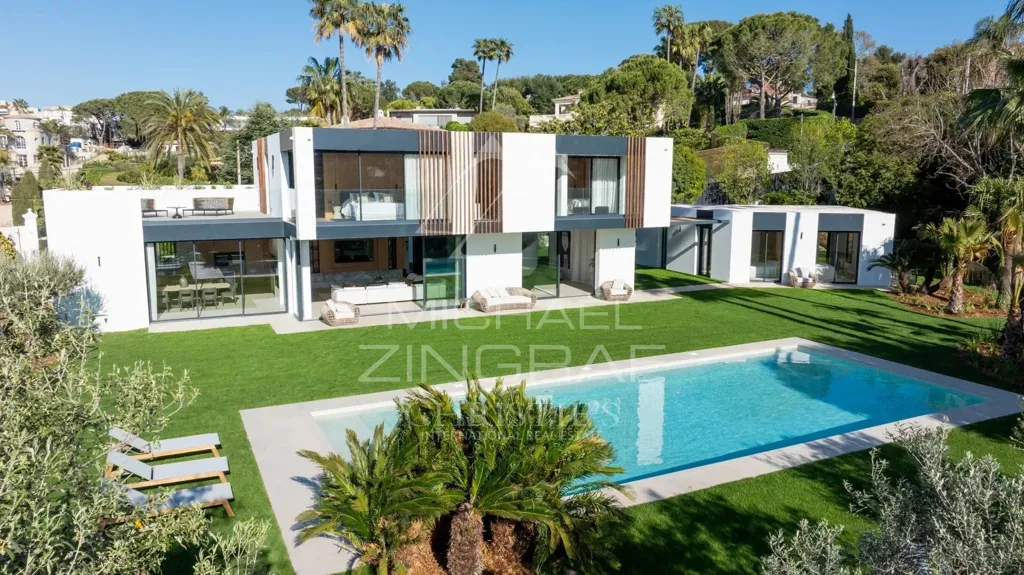 Bassein - Contemporary Villa with Pool near Cap d’Antibes
