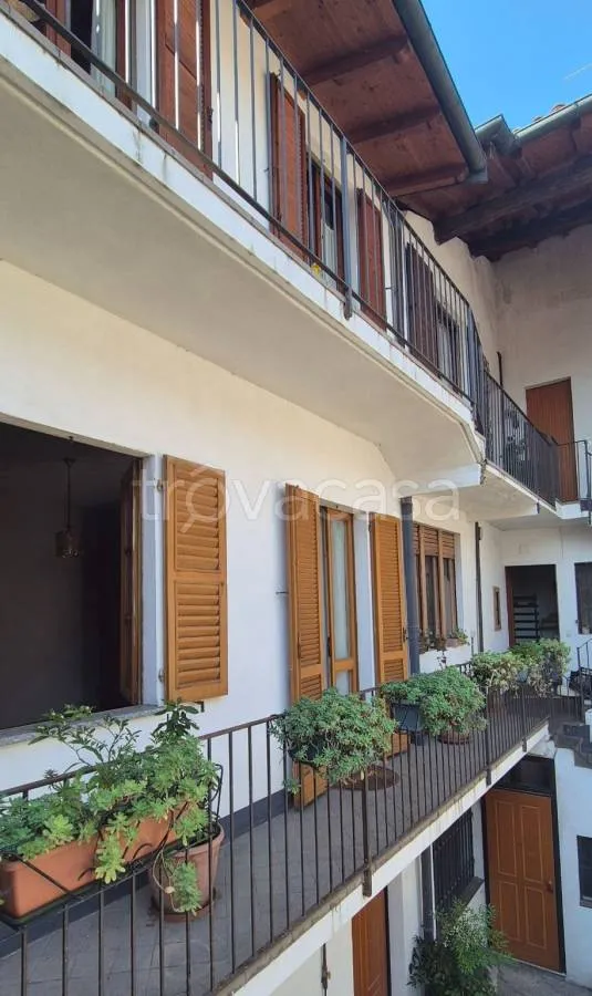 Rõdu - Spacious Apartment with Balconies in Trecate Centre