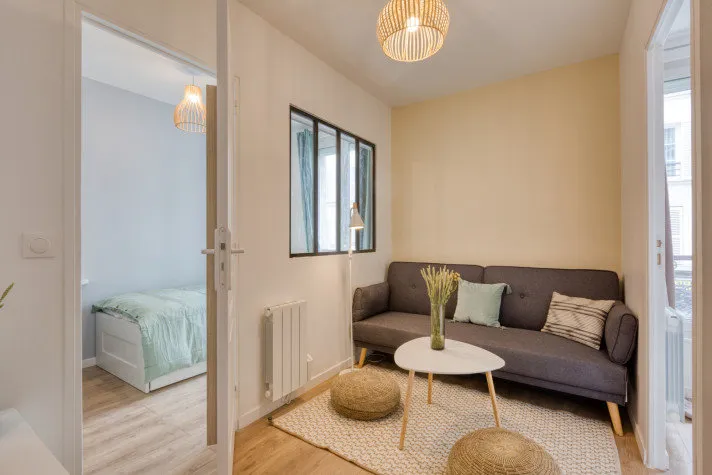 Séjour - Appartement T4 Meublé avec Vue Dégagée au 14ème Arrondissement