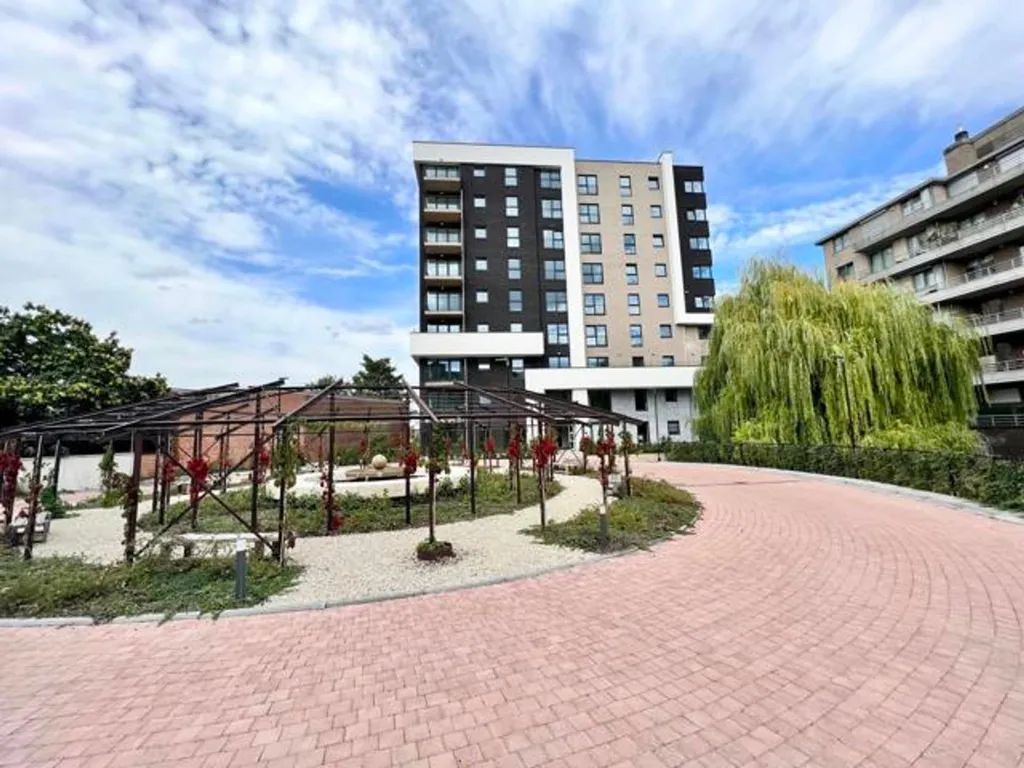 Jardin - Appartement Moderne avec Terrasse au 5ème Étage