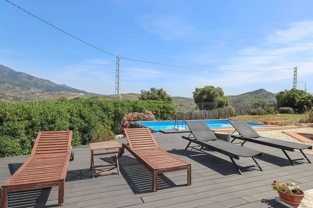 Piscine - Rustic House with Pool in Tolox