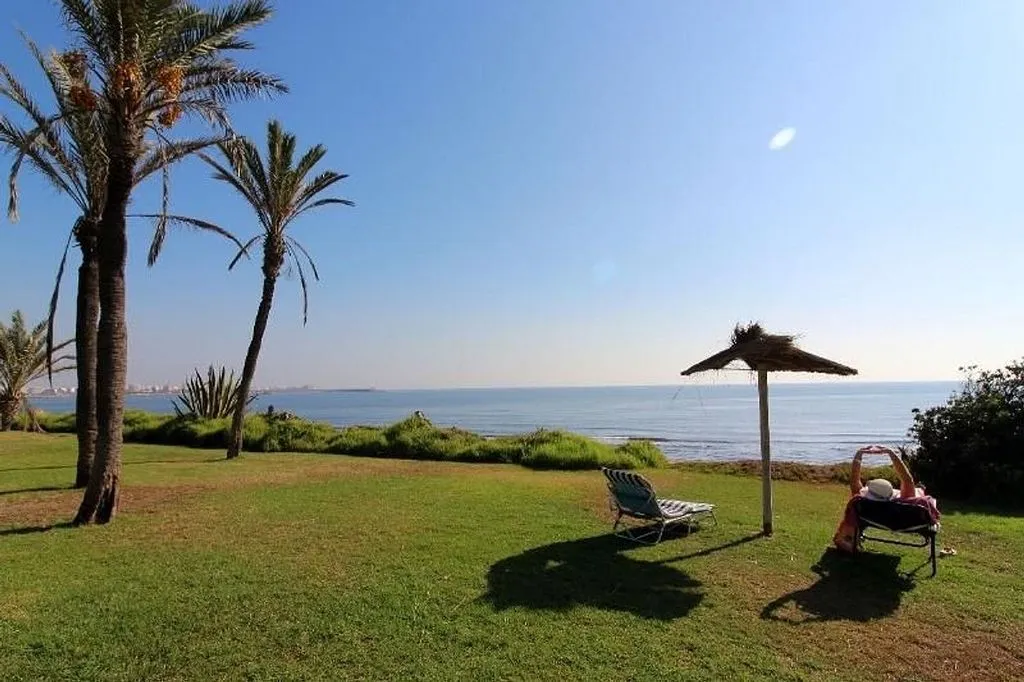 Garden - Penthouse with Sea View in El Acequión
