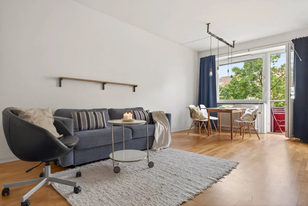 Elutuba - Spacious Two-Bedroom Flat with Balcony in High Location