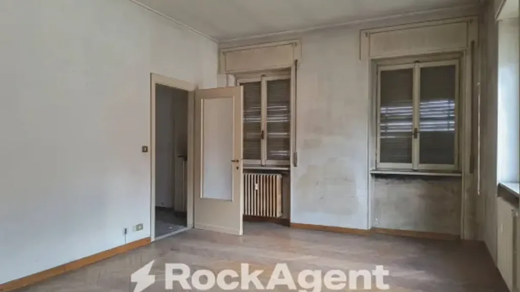 Pièces - Spacious Apartment with Mountain View in Coggiola