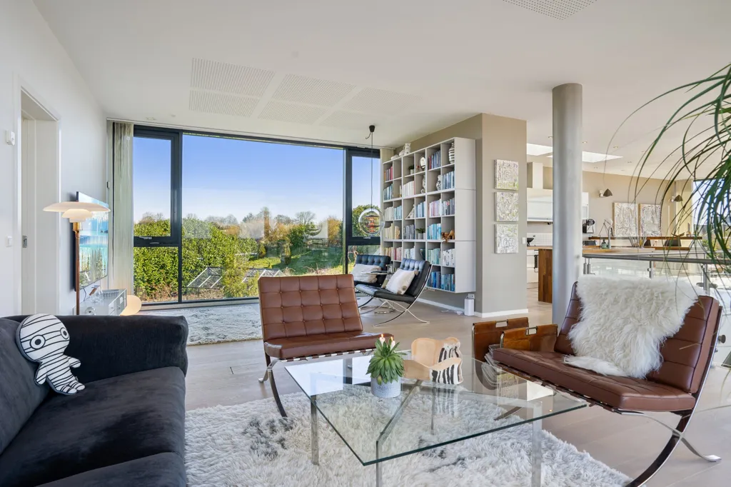 Séjour - Modern Villa with City View in Næstved