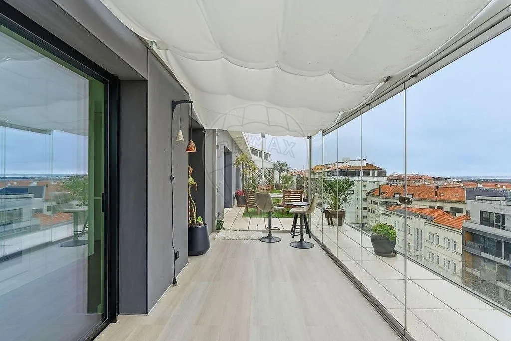 Terrass - 3-Bedroom Penthouse with Terraces in Aveiro