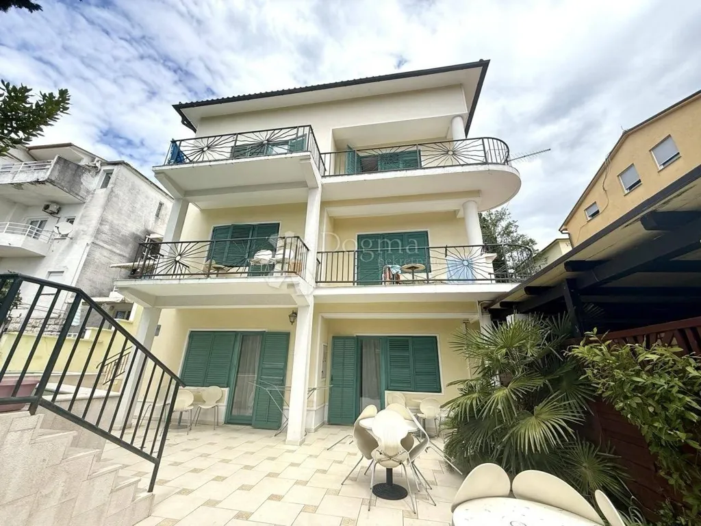 Extérieur - Villa with Outdoor Pool in Crikvenica Centre