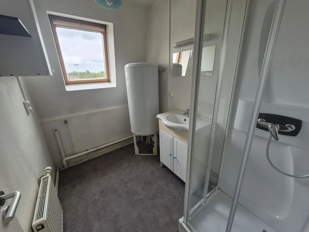 Vannitoad - Duplex Flat with Terrace in Loos Centre