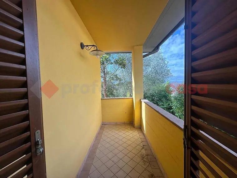 Balcon - Rustic Villa with Garden near Arezzo