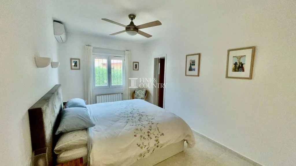 Magamistoad - Modern Villa with Panoramic Views in Pedreguer