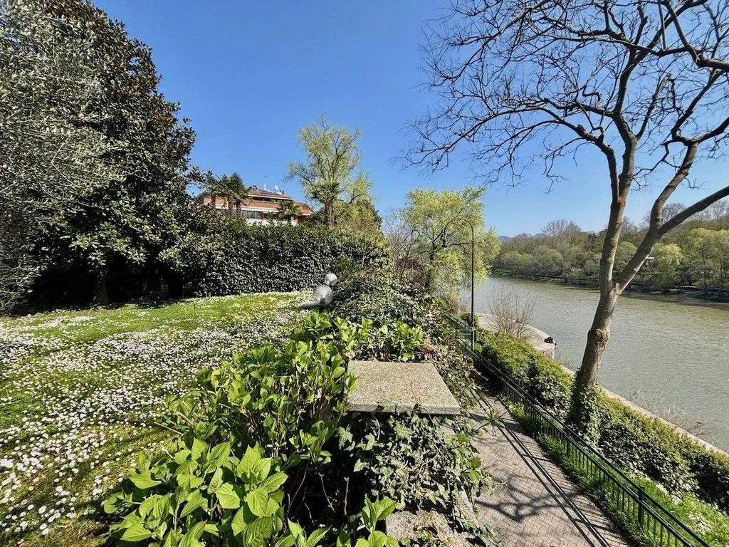 Aed - Luxury Flat with River View in Turin