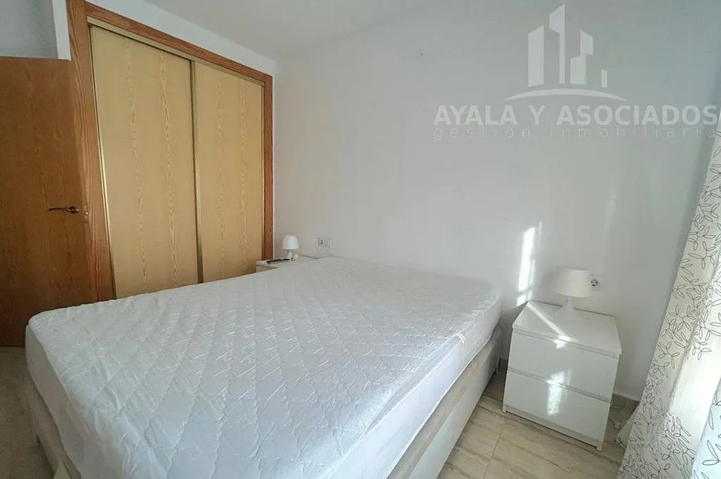 Magamistoad - Ground Floor Flat with Parking in La Unión