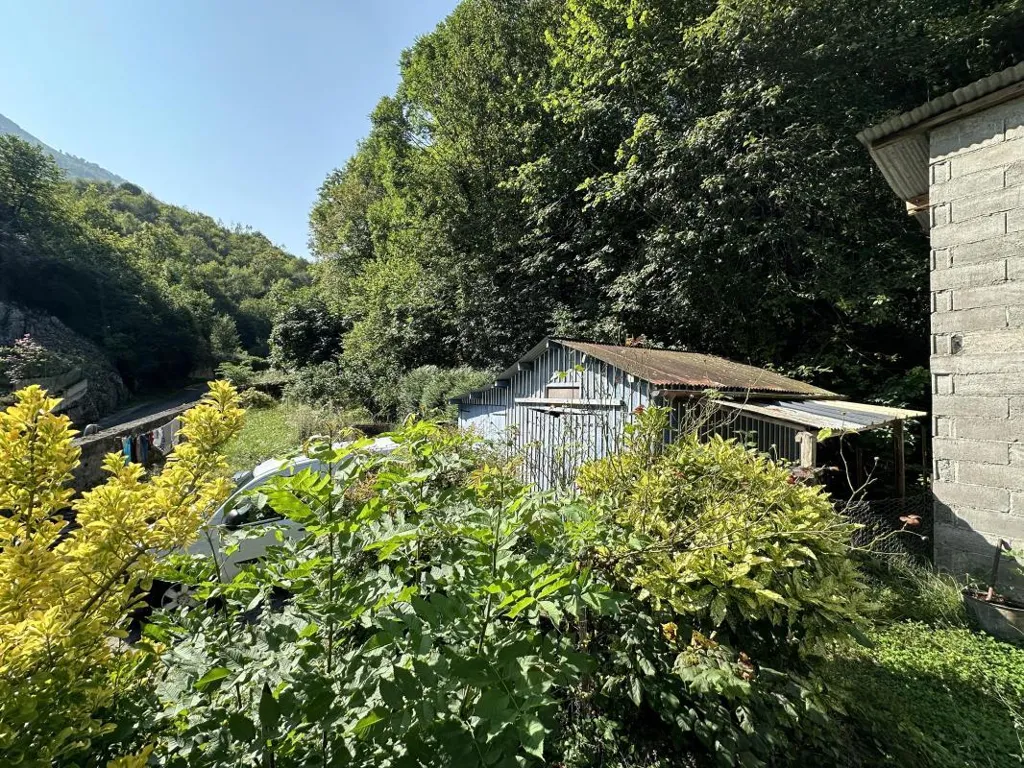 Aed - Village House with Mountain View in Countryside