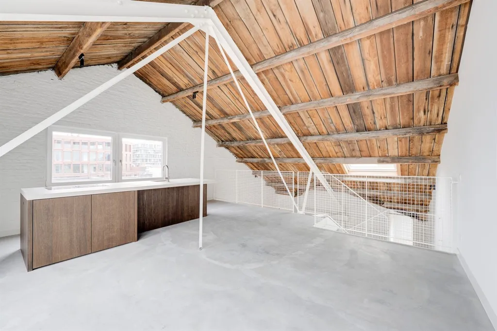 Toad - Industrial Loft with Terrace on Eilandje