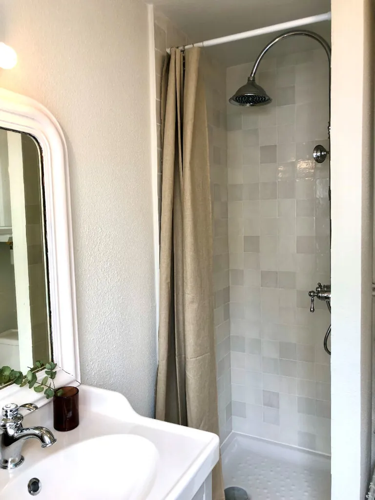 Salles de bain - Studio avec Balcon au Plateau Central de Clermont-Ferrand