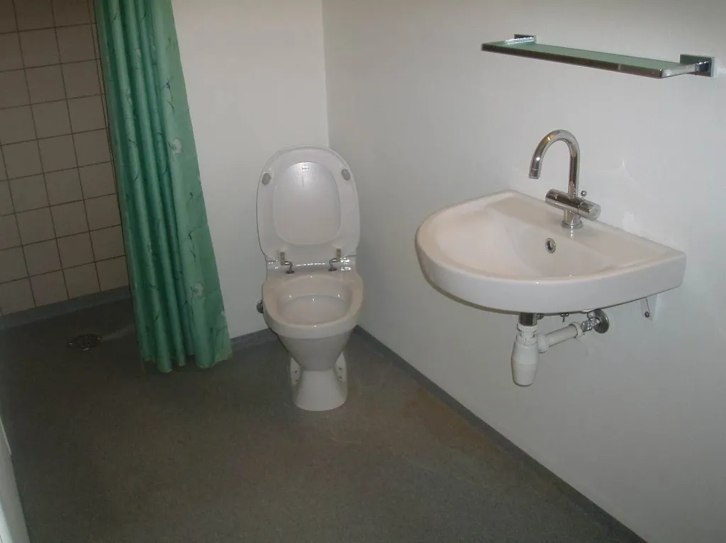 Vannitoad - 3-Bedroom Flat in Struer
