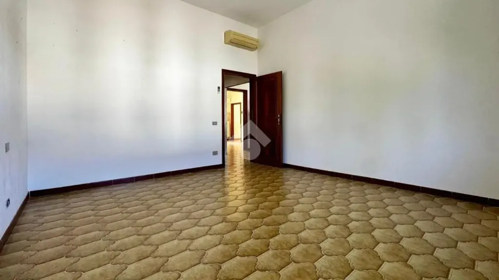 Toad - Quadrilocale with Balcony in Sesto Fiorentino