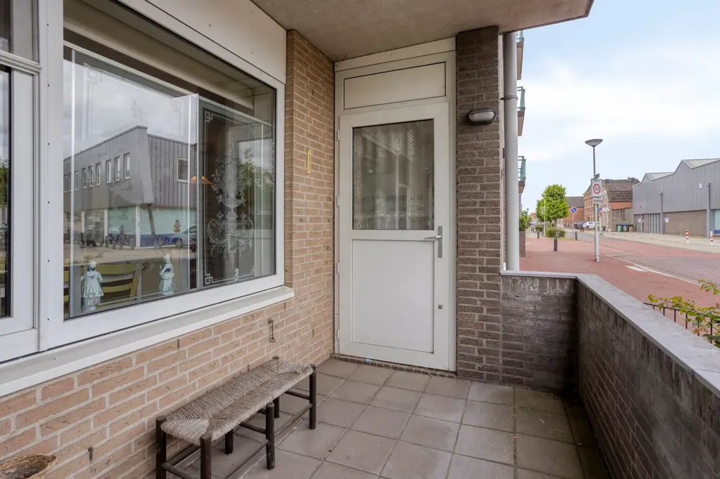 Rõdu - Ground Floor Flat with Garage in Hulst