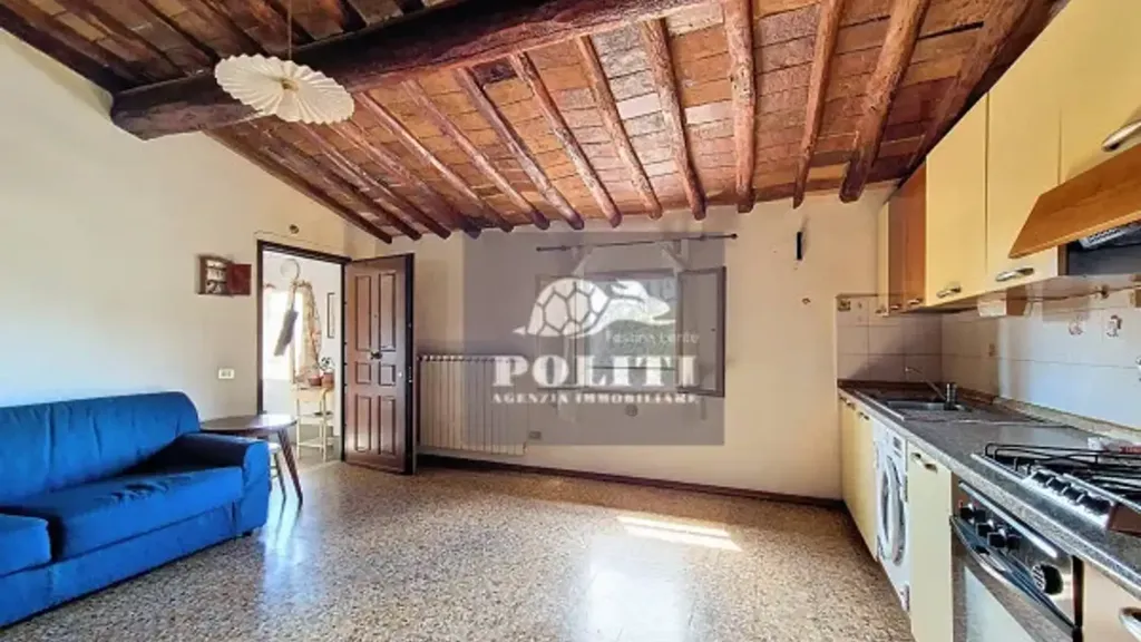 Köök - Bright Trilocale with Balcony in Empoli
