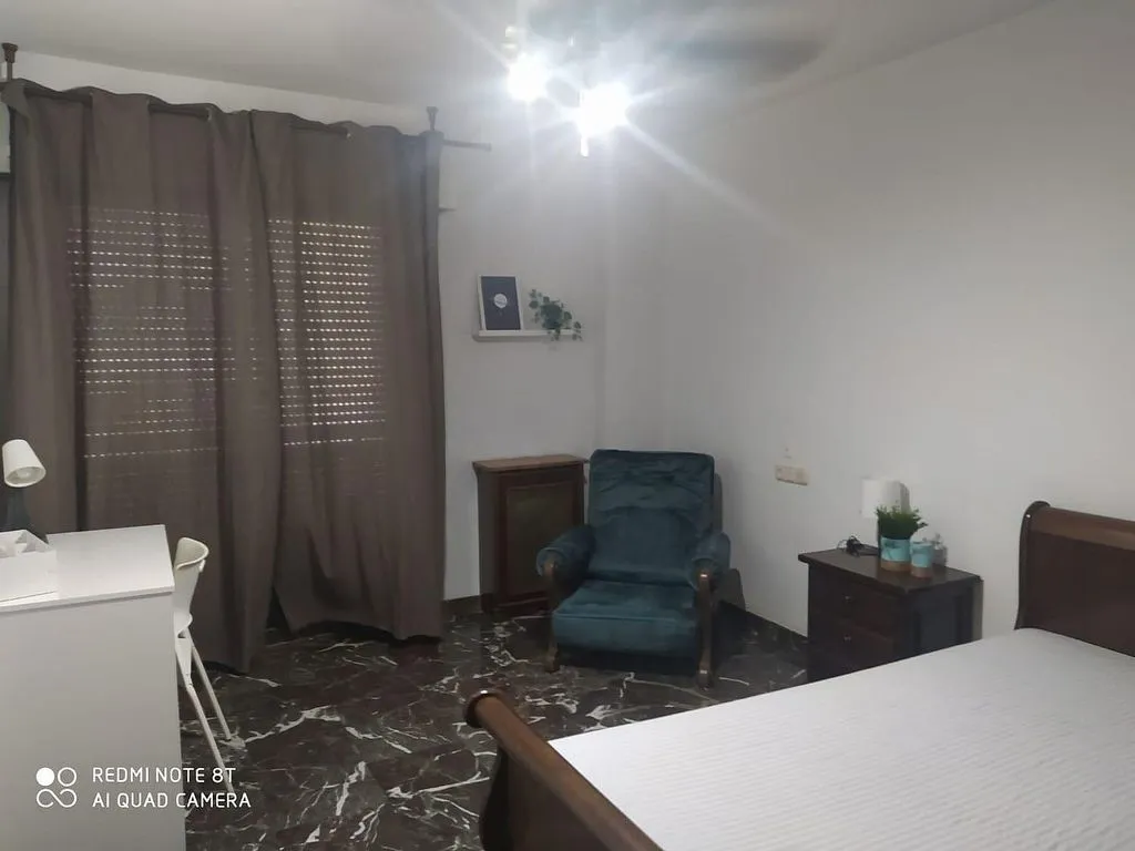 Magamistoad - Spacious Apartment with Pool in Pajaritos, Granada
