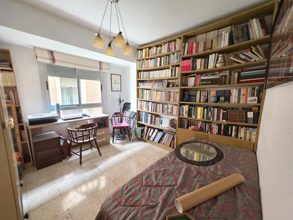Kabinet - City Centre Flat with Terrace in Castellón
