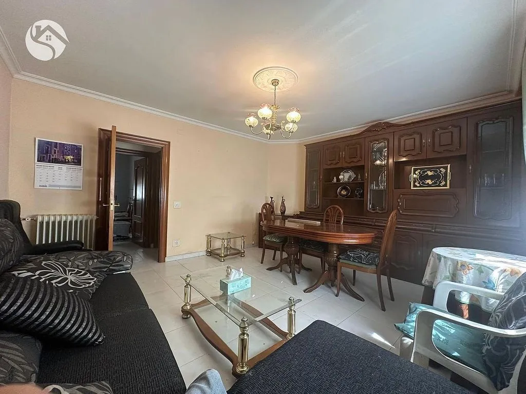 Söögituba - Flat with Park Access in City Centre