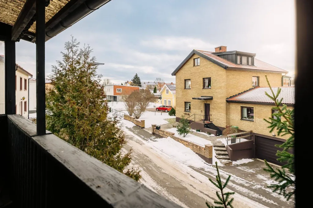6-toaline maja asukohas Skövde kommun