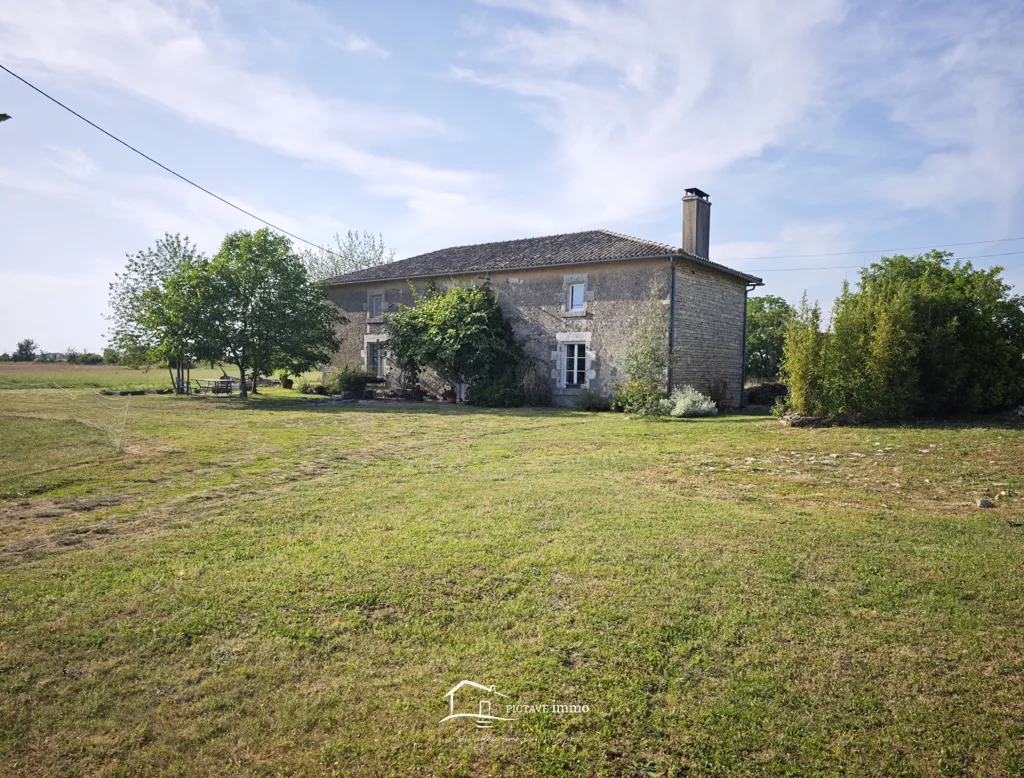 Exterior - Charming House with Garden in Lezay