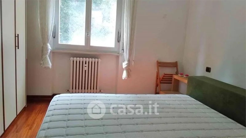 Chambres - Armed Trilocale with Balcony in Ancona