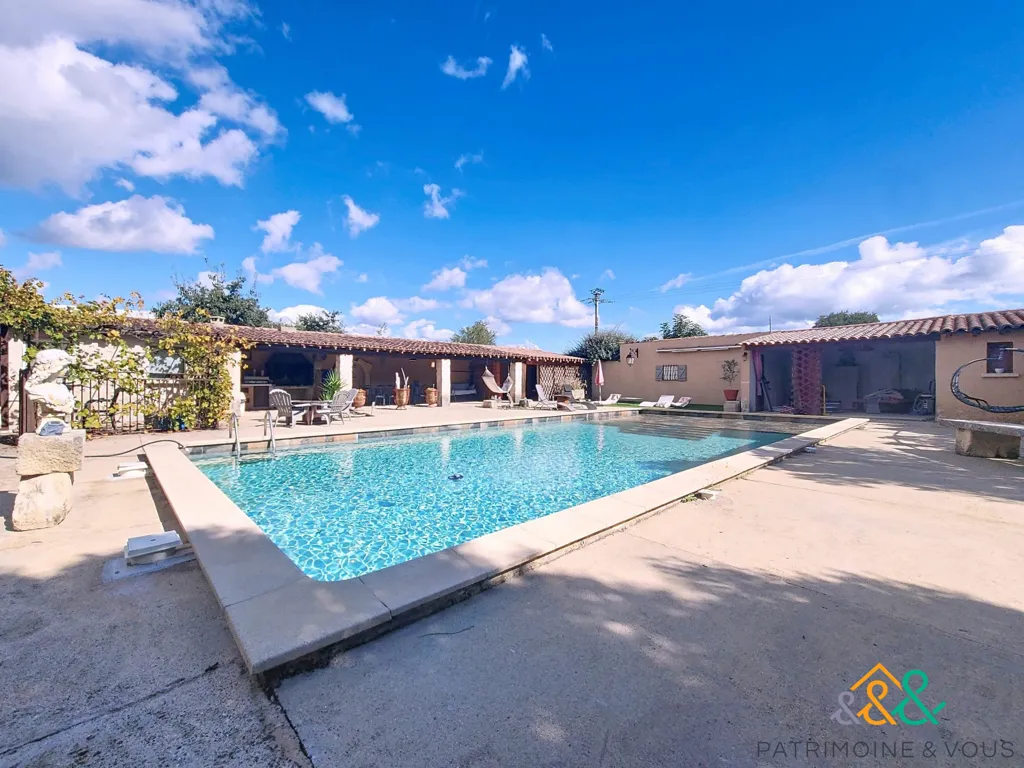 Bassein - Renovated Mas with Pool in Beaucaire