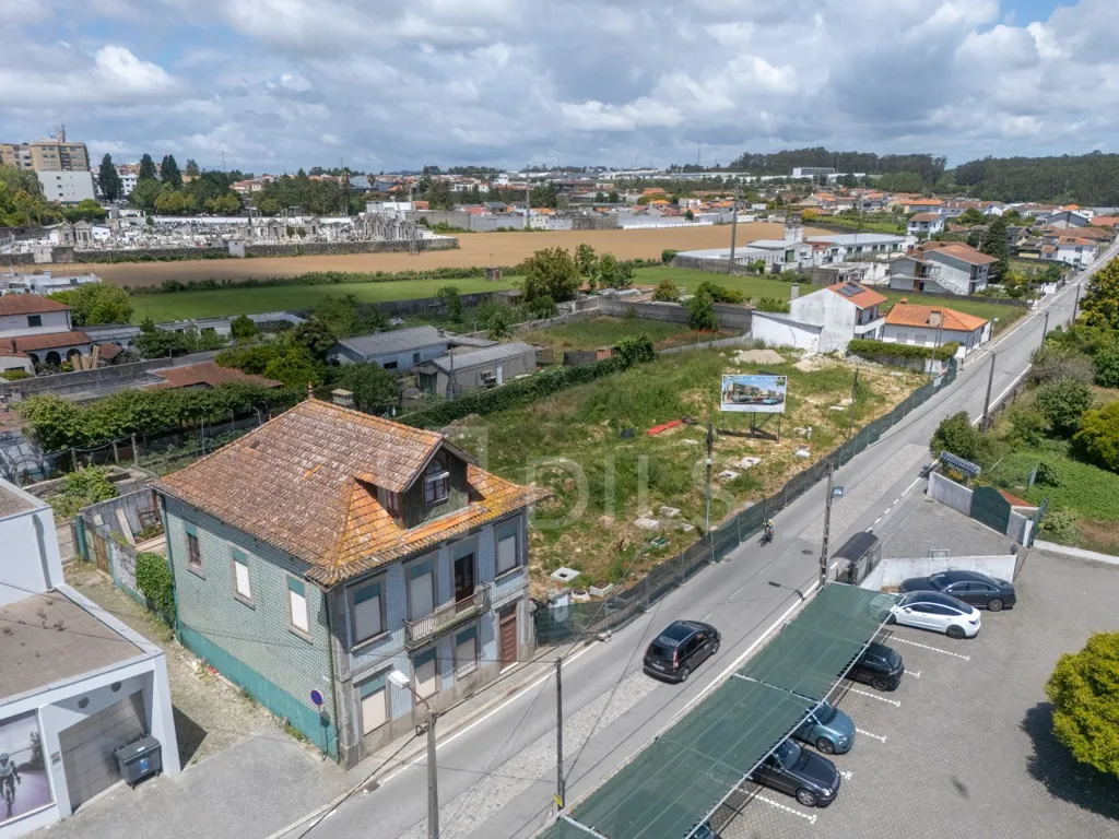 Vue aérienne - Plot for T3 House with Pool in Moreira da Maia