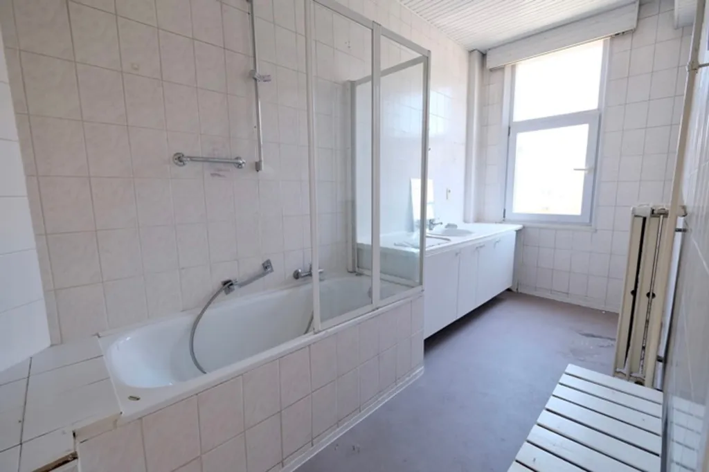Salles de bain - Duplex 3 Chambres avec Terrasse à Schaerbeek