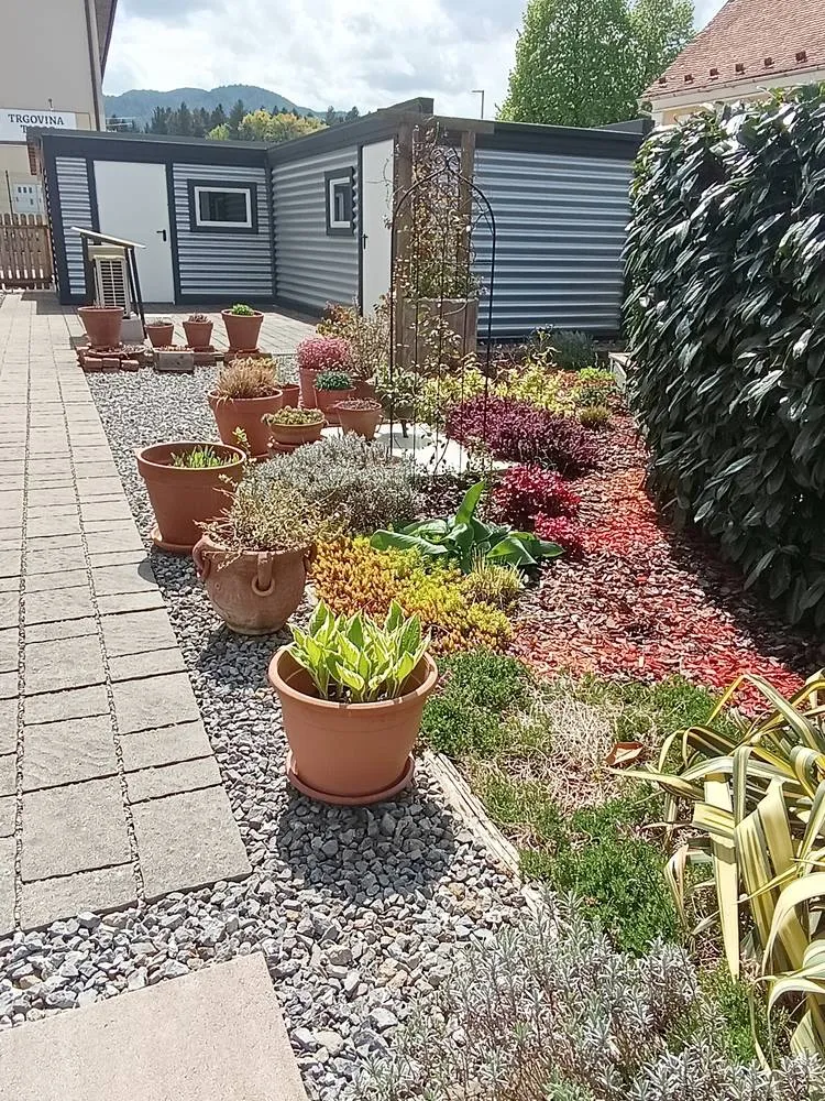 Giardino - Modern House with Garden in Tabor