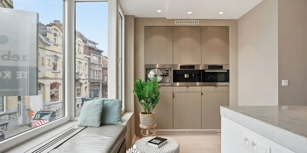 Köök - Modern Apartment with Lift in Roeselare