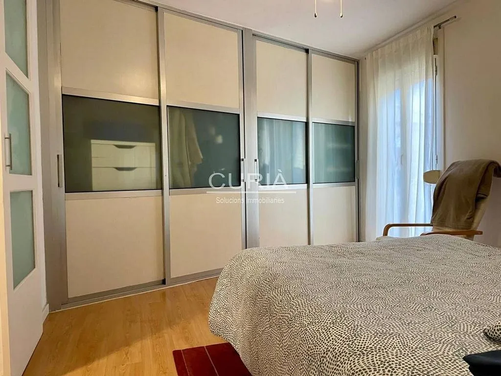 Bedrooms - Bright Apartment with Balcony in Historic Centre