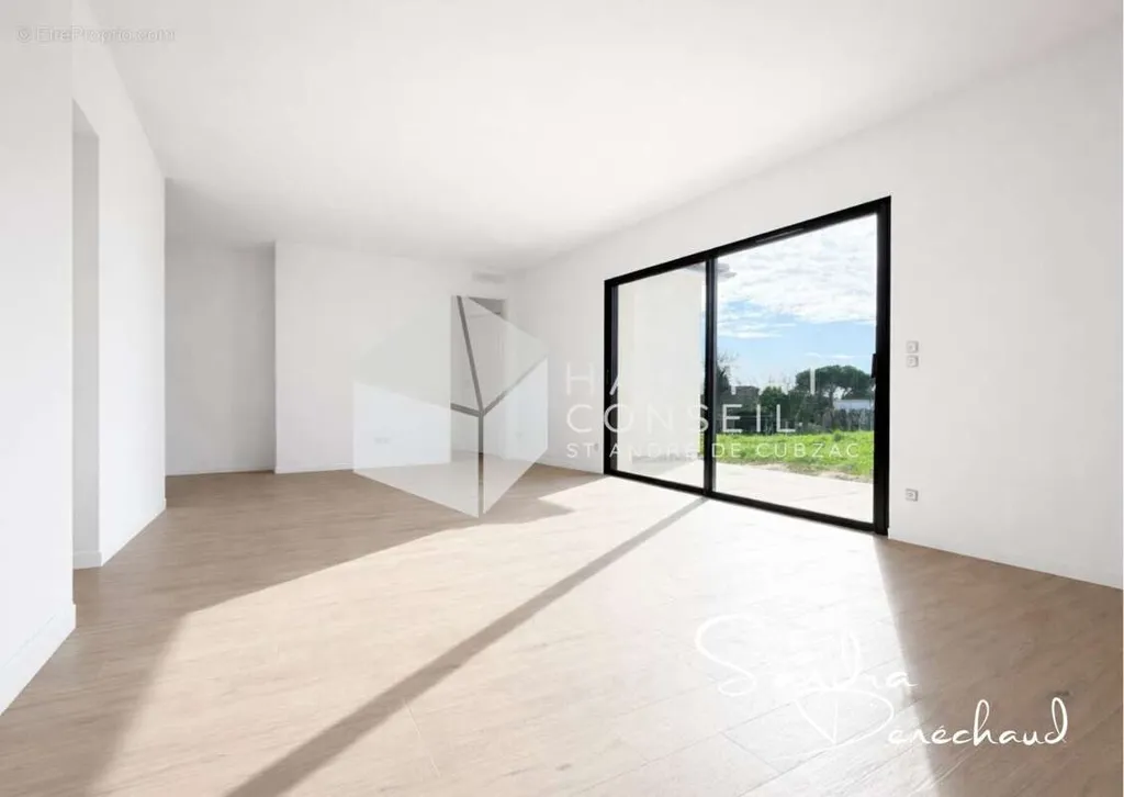 Stanze - New House with Garden in Plassac