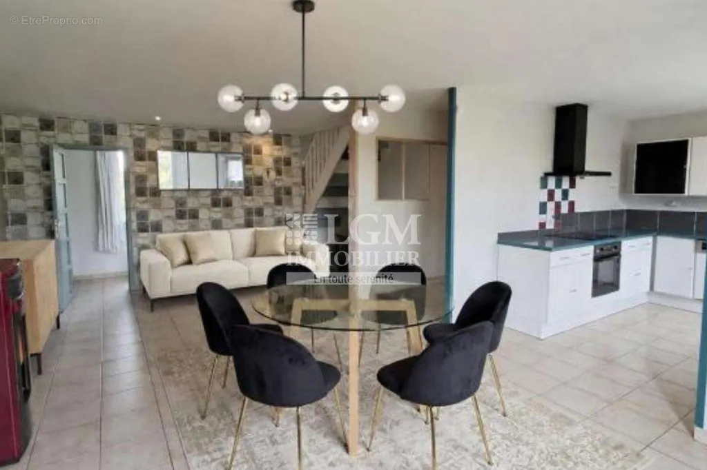 Salle à manger - Maison Individuelle avec Jardin à Hondschoote