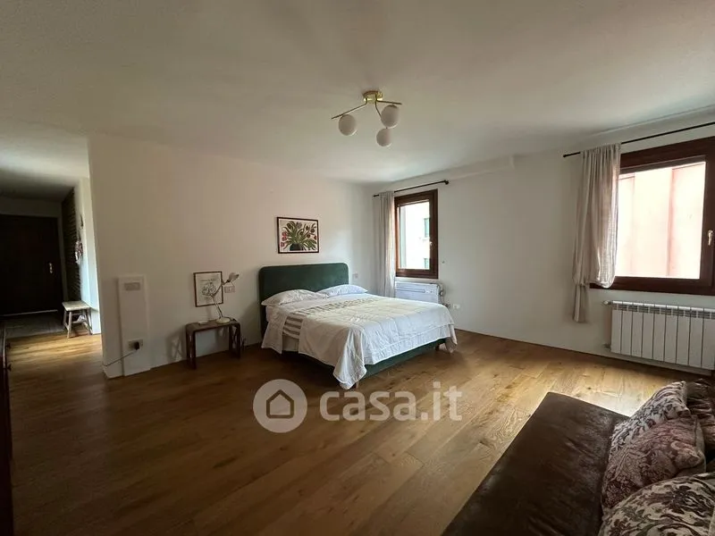 Camere da letto - Rustic Bilocale with Canal View in Venice