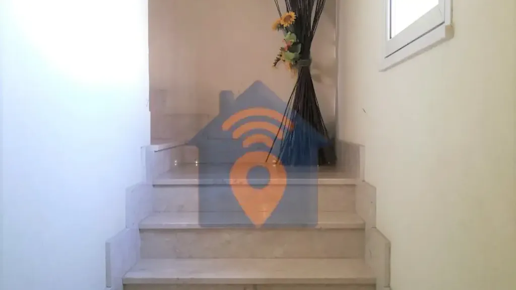 Pièces - Apartment with Bus Stop Proximity in Castelvetrano