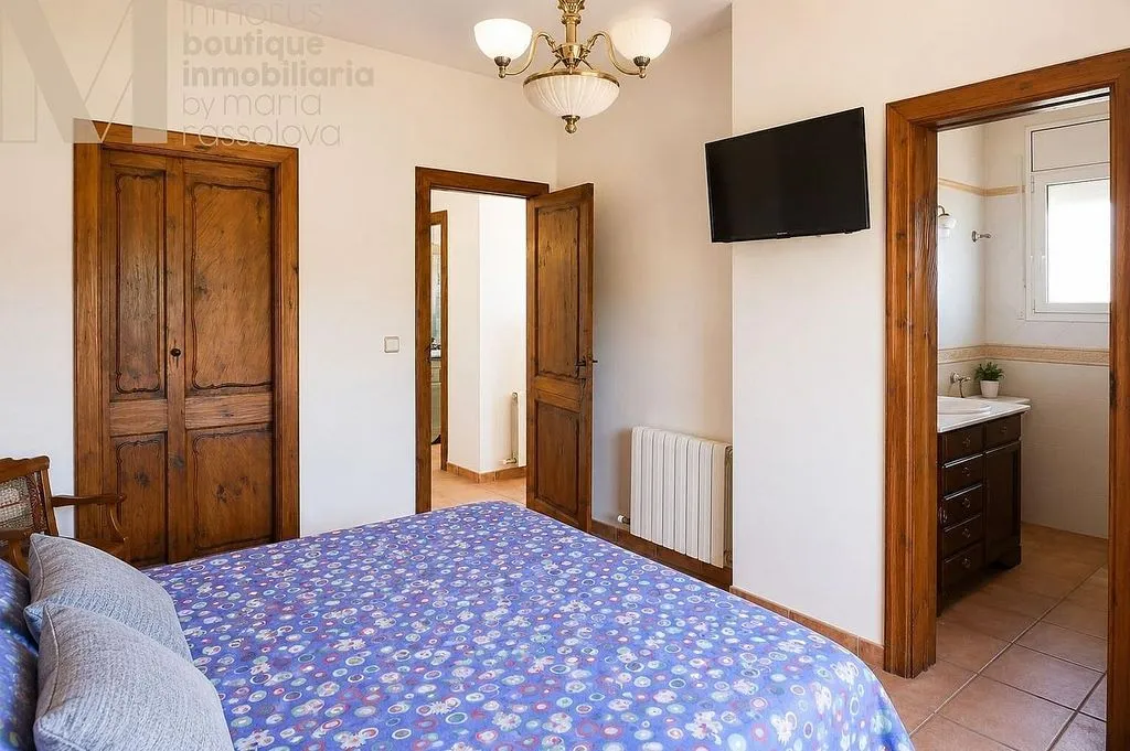 Magamistoad - Chalet with Sea View and Pool in Calella