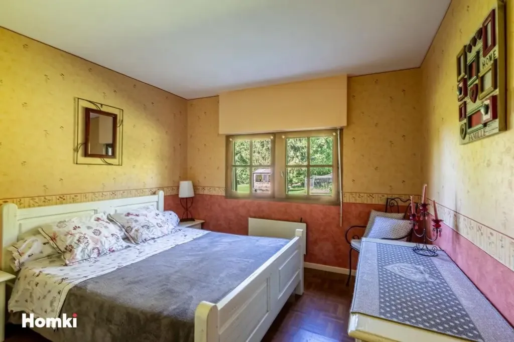 Chambres - Maison 6 pièces à Marcilly-en-Villette