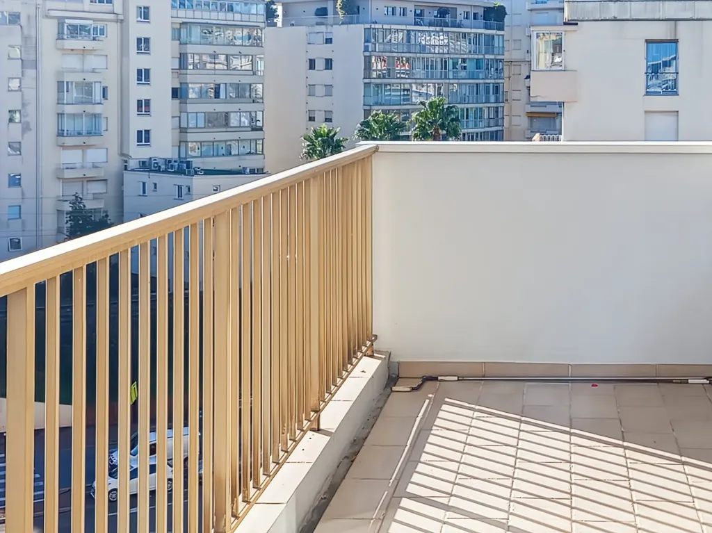 Cannes Apartment with Mountain View