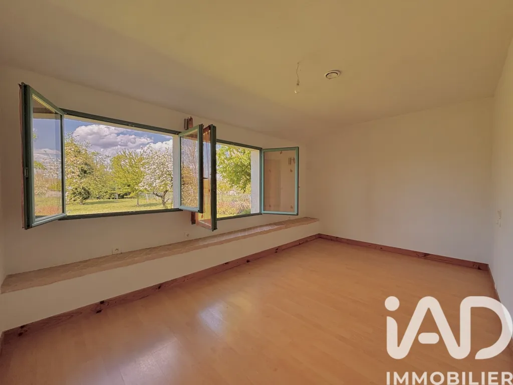 6-room house in La Motte-Tilly